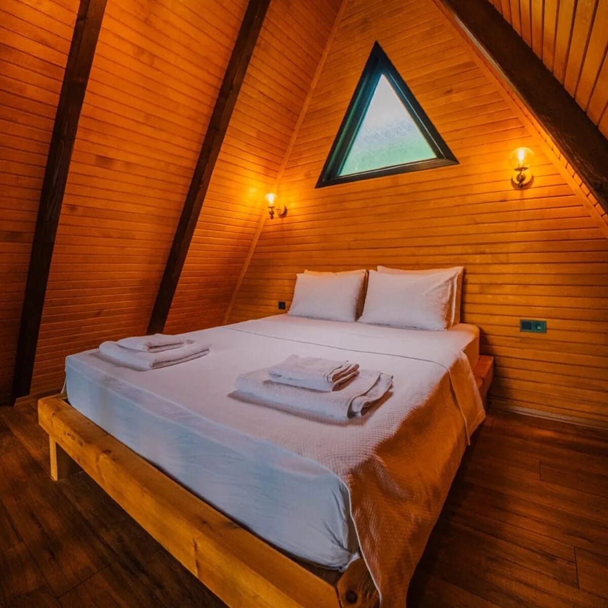 Nios Sapanca Bungalov