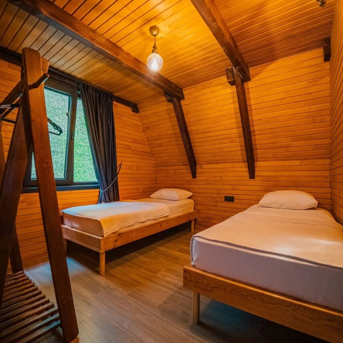 Nios Sapanca Bungalov